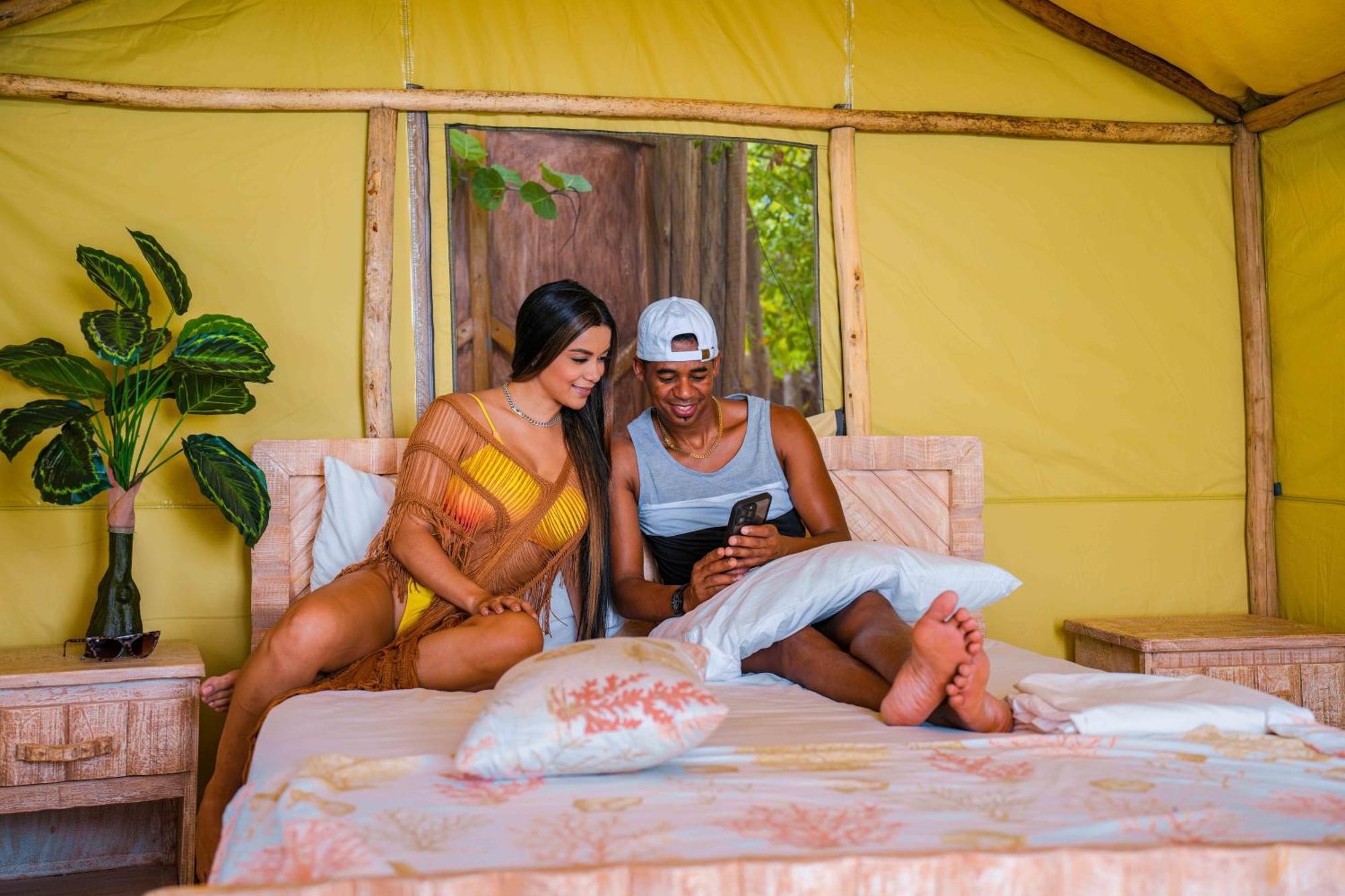 Glamping Ecolodge Cueva De Las Aguilas Педерналіс Екстер'єр фото