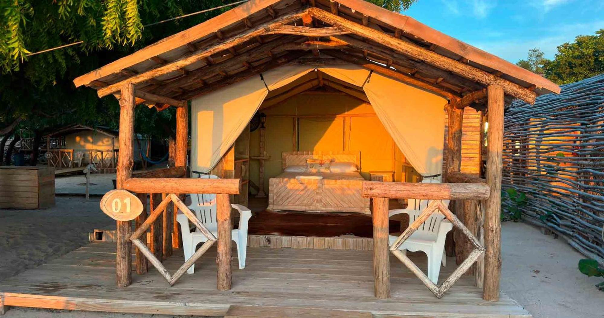 Glamping Ecolodge Cueva De Las Aguilas Педерналіс Екстер'єр фото