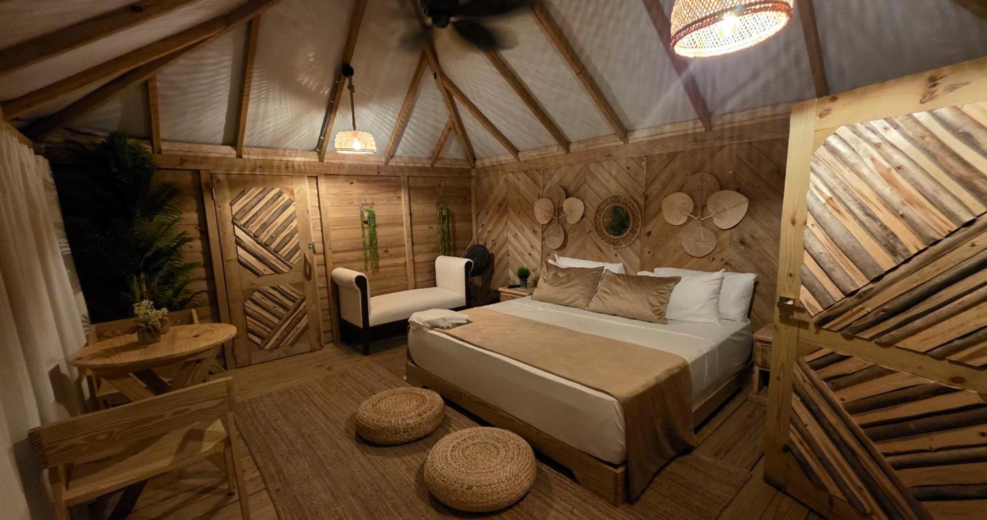 Glamping Ecolodge Cueva De Las Aguilas Педерналіс Екстер'єр фото